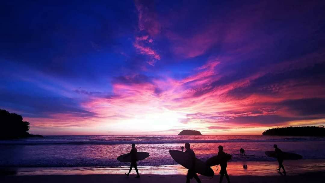 Phuket Surfing - Kata Beach - Surf School & Nautilus Dive