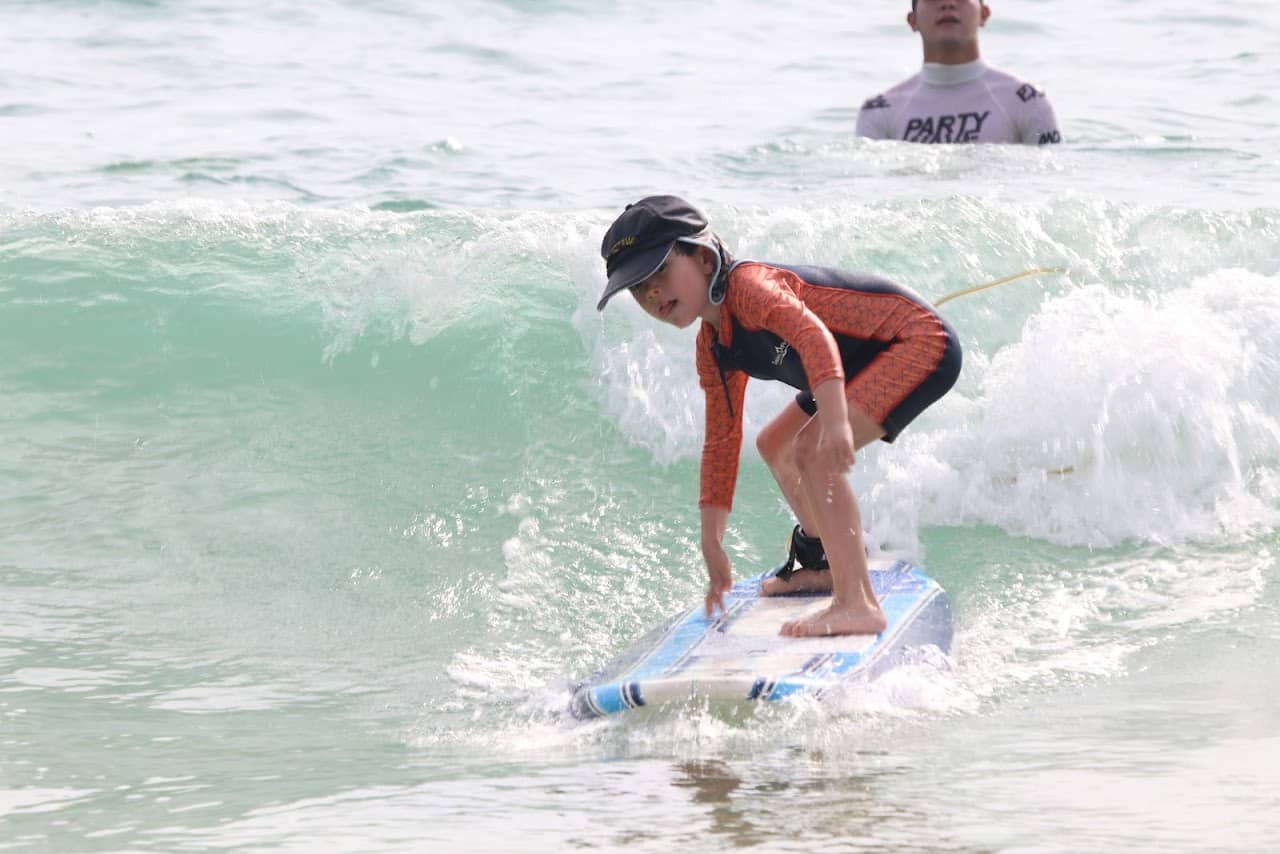 Party wave Surf school