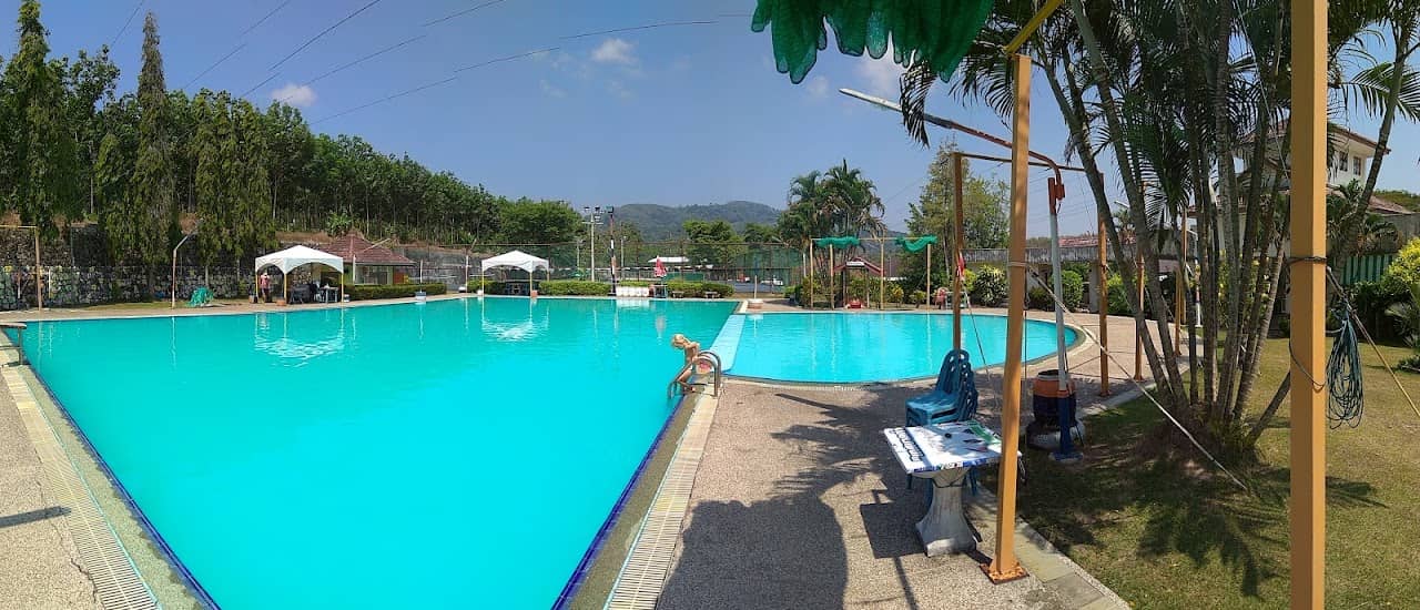Phuket бассейн