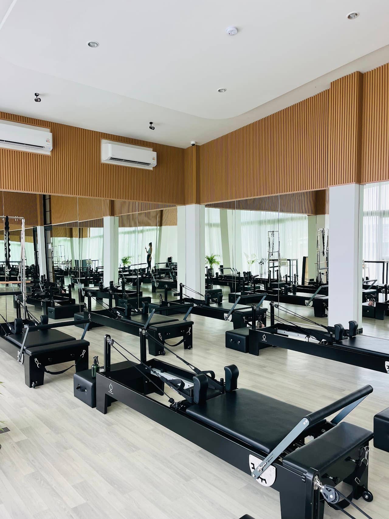 Elite Atoll Reformer Pilates Retreats